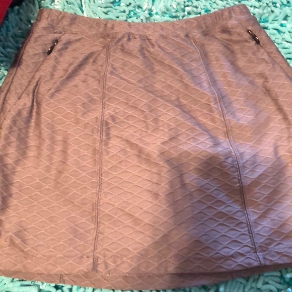 Cutter & Buck - Picture 1 of 4